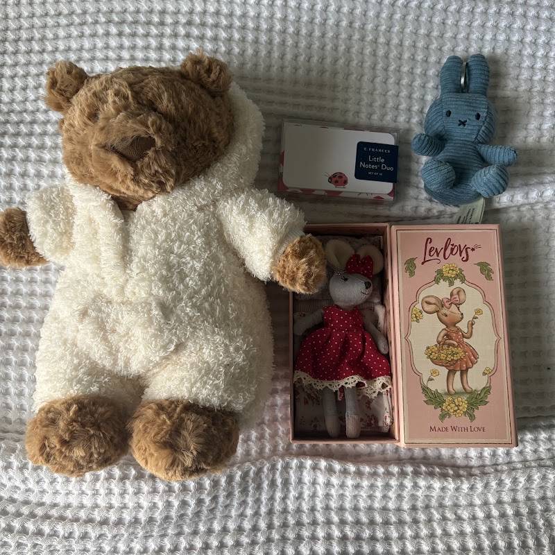 Collage Gift Shop